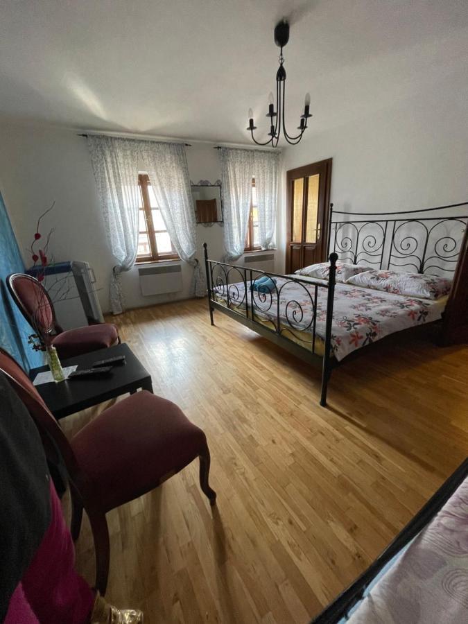 Pension Fajka Mikulov Esterno foto