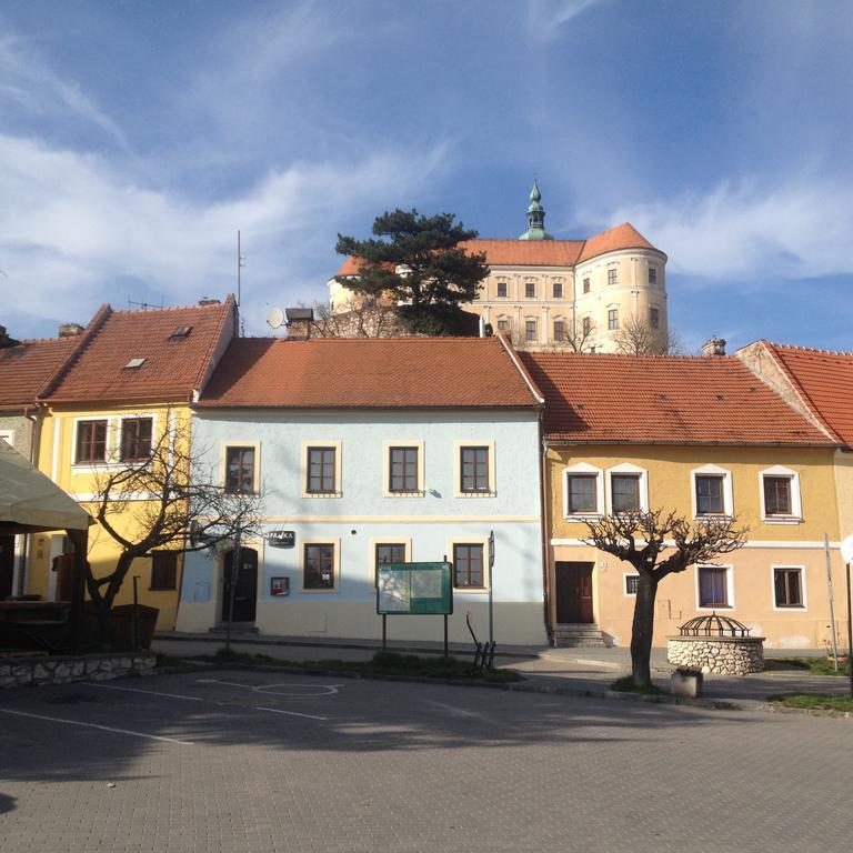 Pension Fajka Mikulov Esterno foto